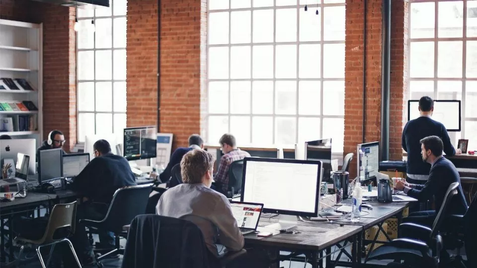 Как выбрать веб-студию в Углегорске по кейсам